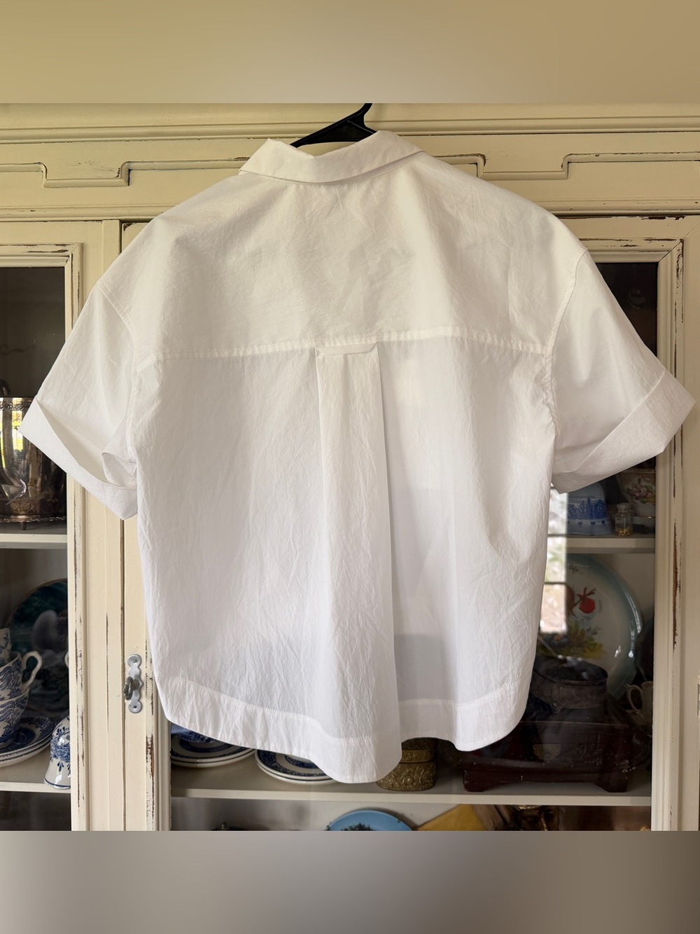Athleta White Short-Sleeve Button-Down Shirt - Picture 2 of 5